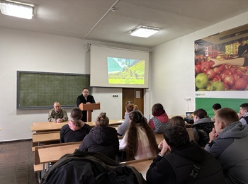 Виховний захід «Подвиг, що об’єднує покоління» для студентів факультету лісового і садово-паркового господарства УНУ
